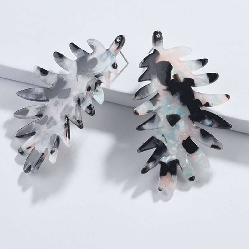 

Acrylic Leaf Design Earrings, Green