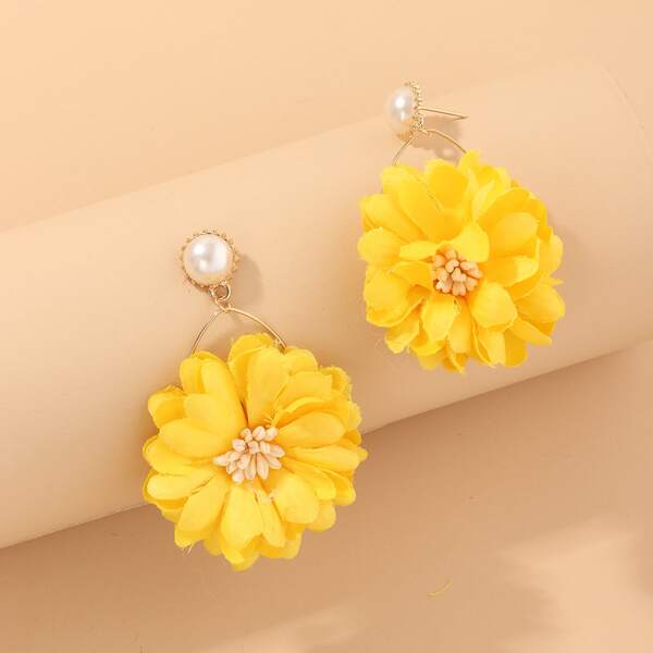 

1pair Floral Drop Earrings, Yellow