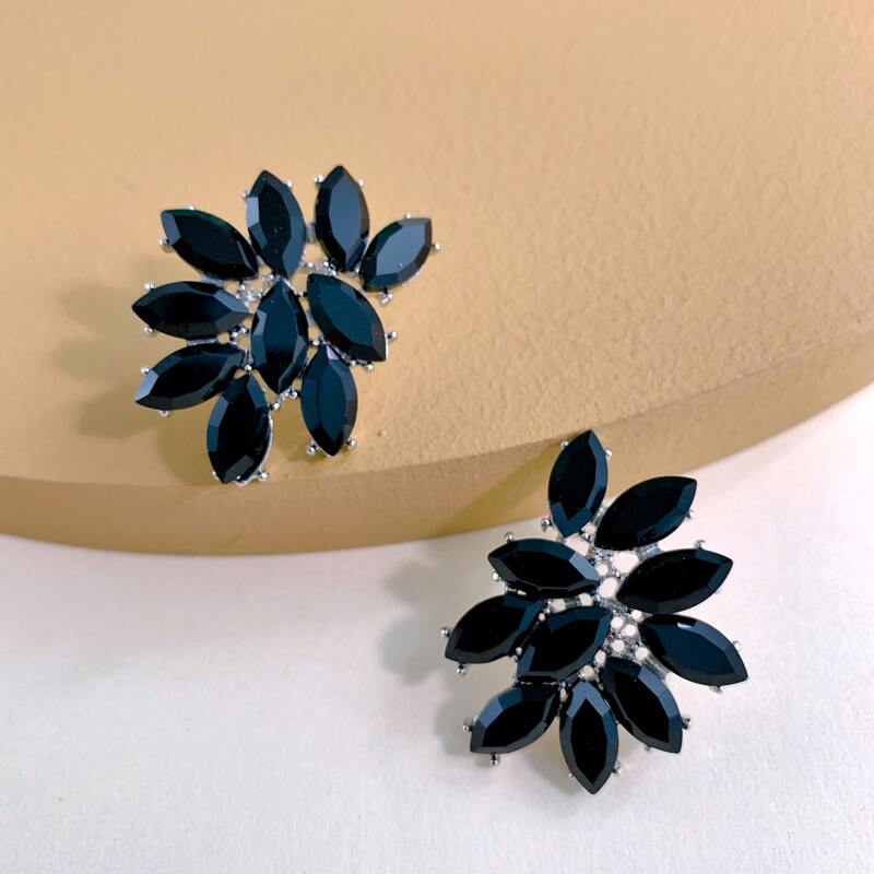 

Rhinestone Stud Earrings, Black