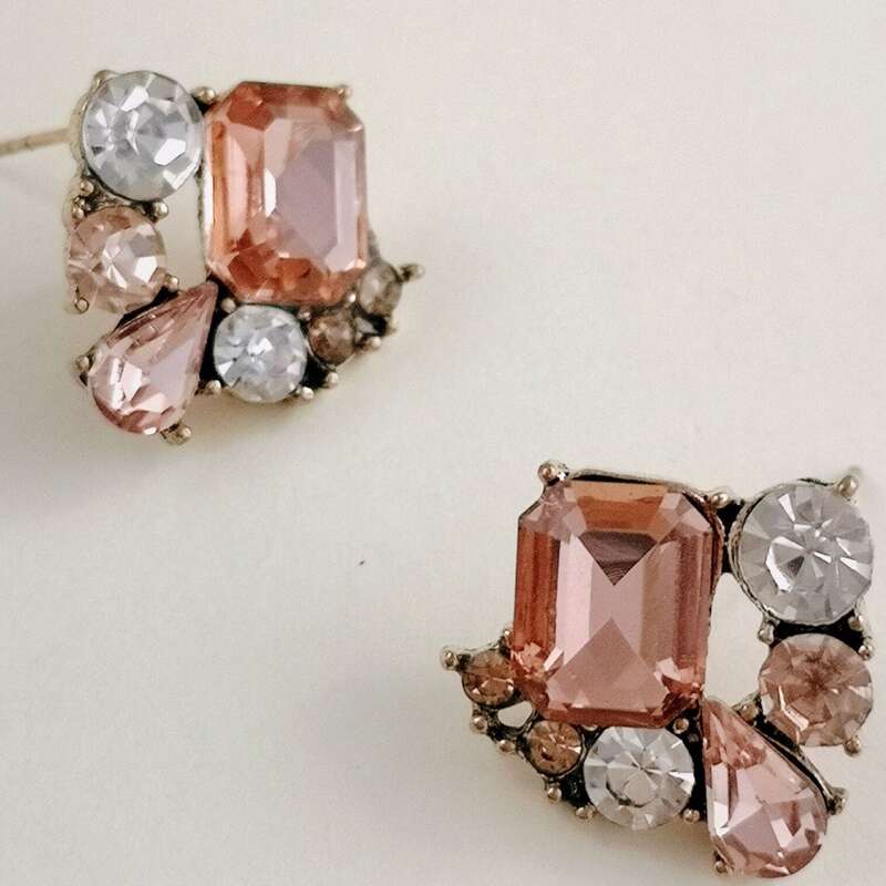 

Rhinestone Stud Earrings, Pink