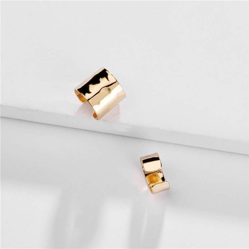 

2pcs Metal Ear Cuff, Gold