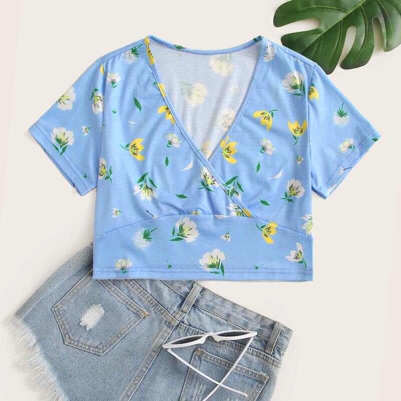 

Floral Wrap Crop Tee, Blue
