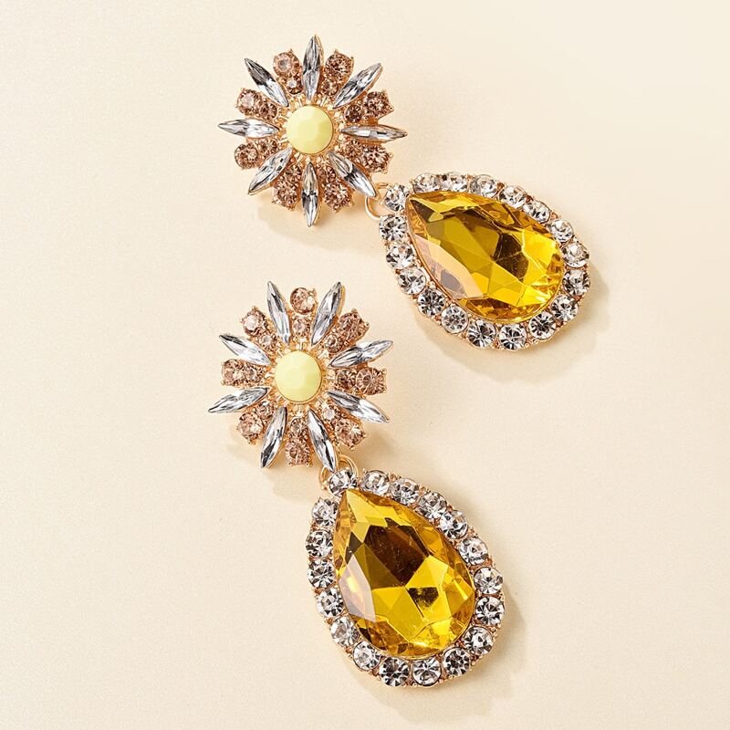 

Gemstone Engraved Water Drop Earrings, Yellow