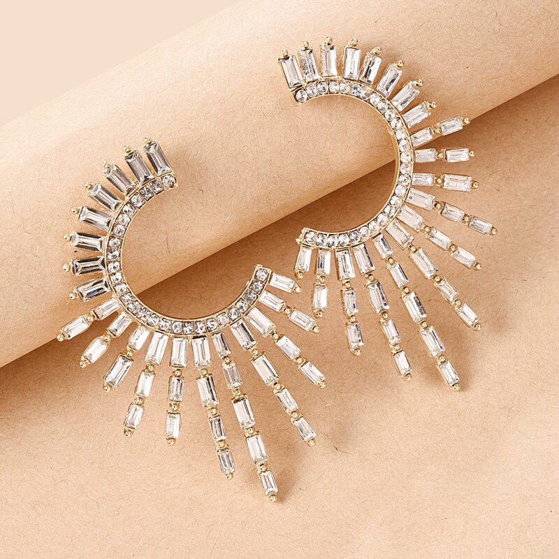 

1pair Asymmetric Rhinestone Engraved Drop Earrings, Silver
