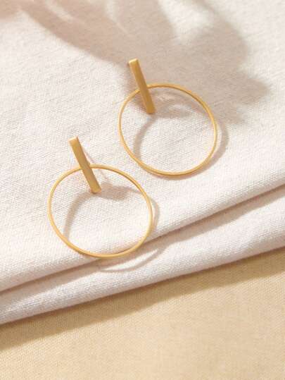 اقراط هندسي بقص مجوف