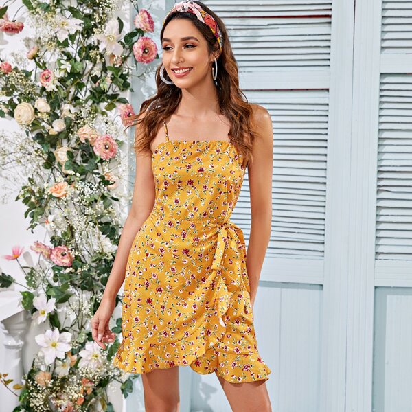 

Shirred Back Ruffle Trim Knotted Ditsy Floral Cami Dress, Yellow