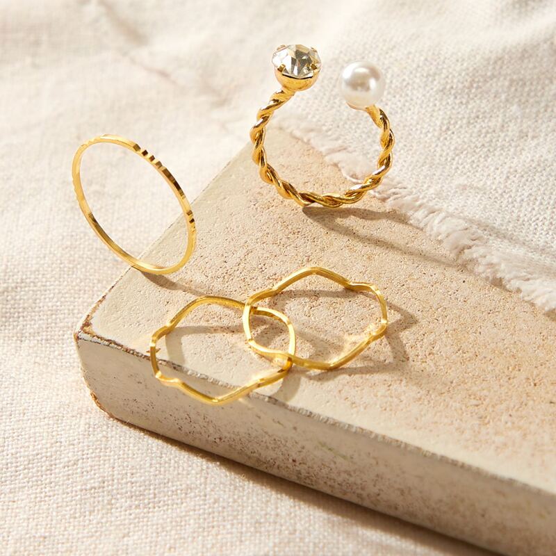 

4pcs Structured Ring, Gold