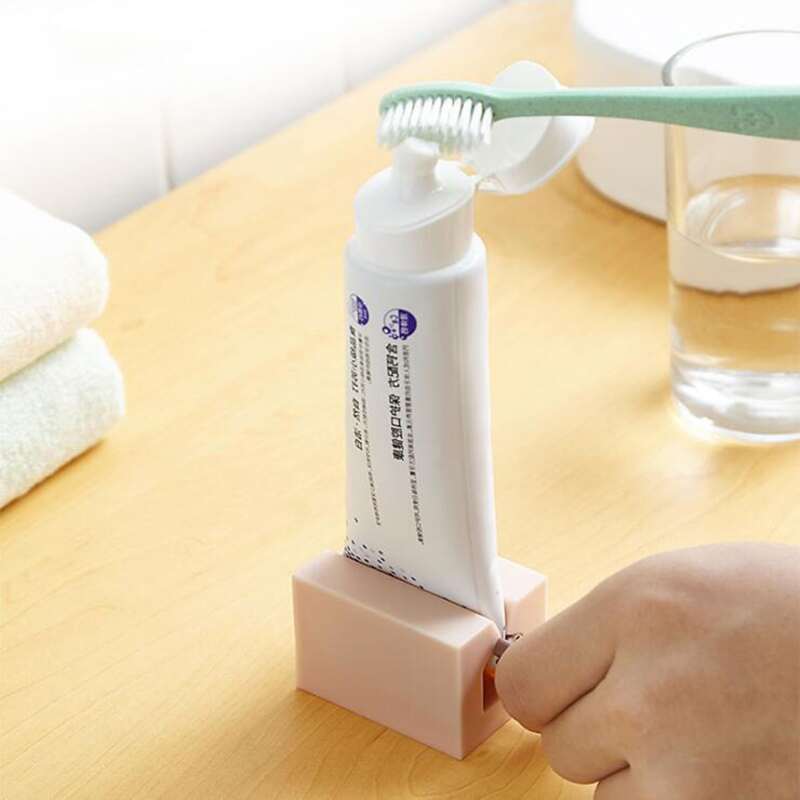 

1pc Random Toothpaste Squeezer, Multicolor