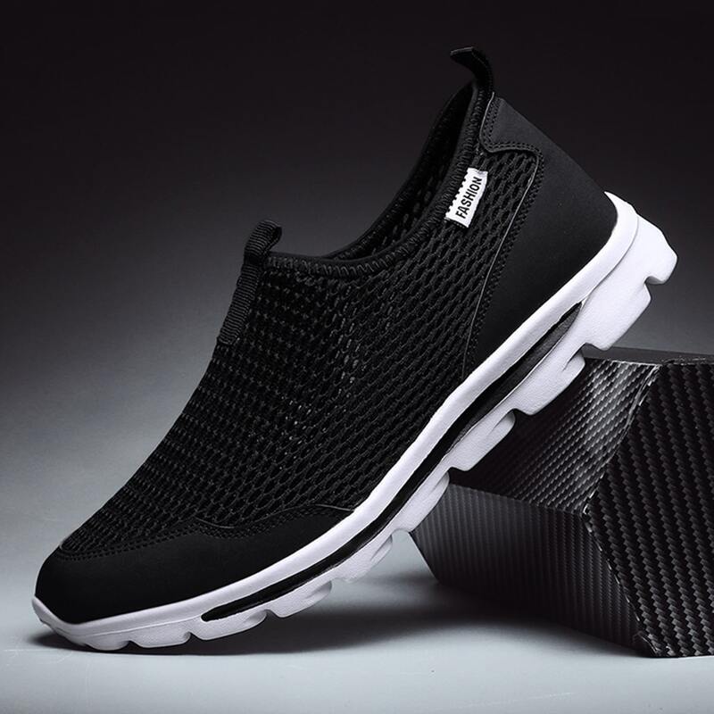

Guys Mesh Panel Slip On Sneakers, Black