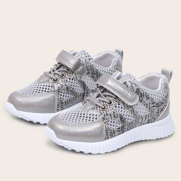 

Toddler Girls Lace-up Front Letter Graphic Sneakers, Silver