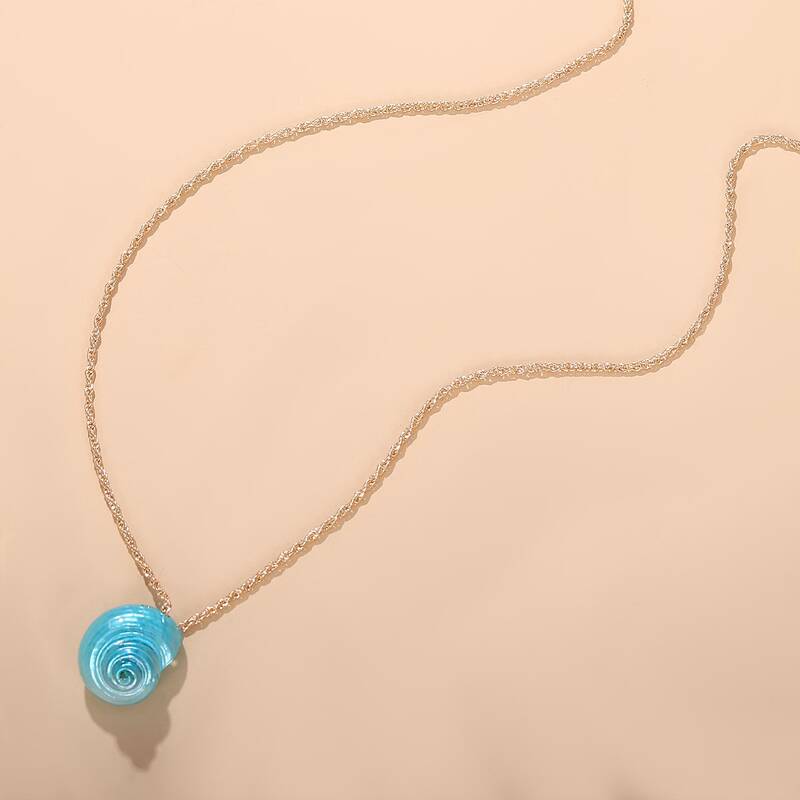 

Shell Charm Necklace, Gold