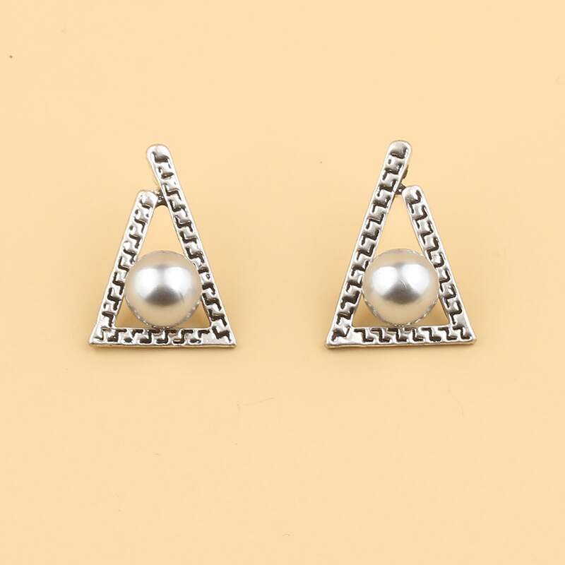 

Faux Pearl Decor Stud Earrings, Silver