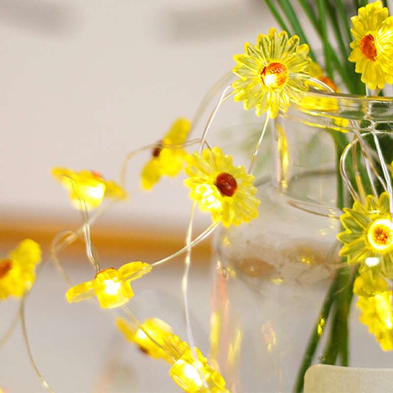 

10pcs Daisy Shaped Bulb String Light, Yellow
