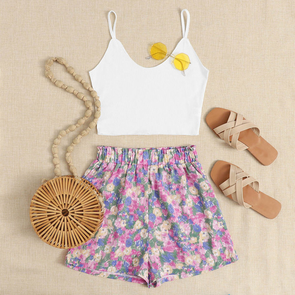 

Solid Crop Cami & Paperbag Waist Floral Shorts, Multicolor