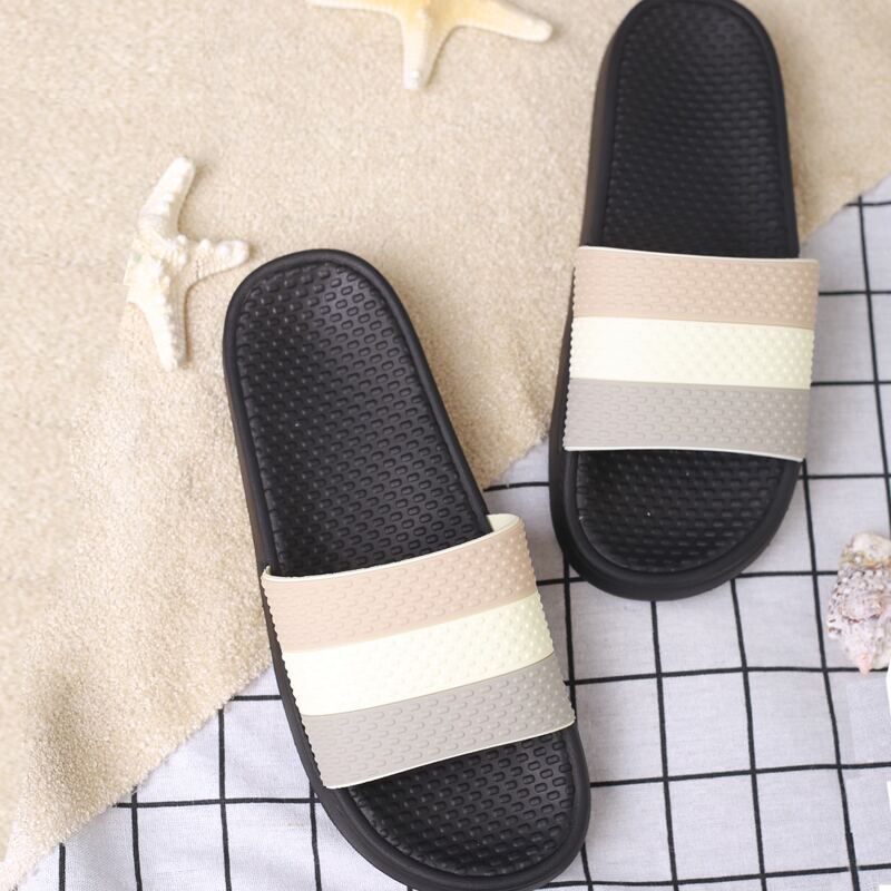 

Guys Colorblock Non-slip Slippers, Multicolor