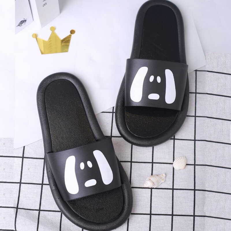 

Guys Cartoon Graphic Slippers, Black