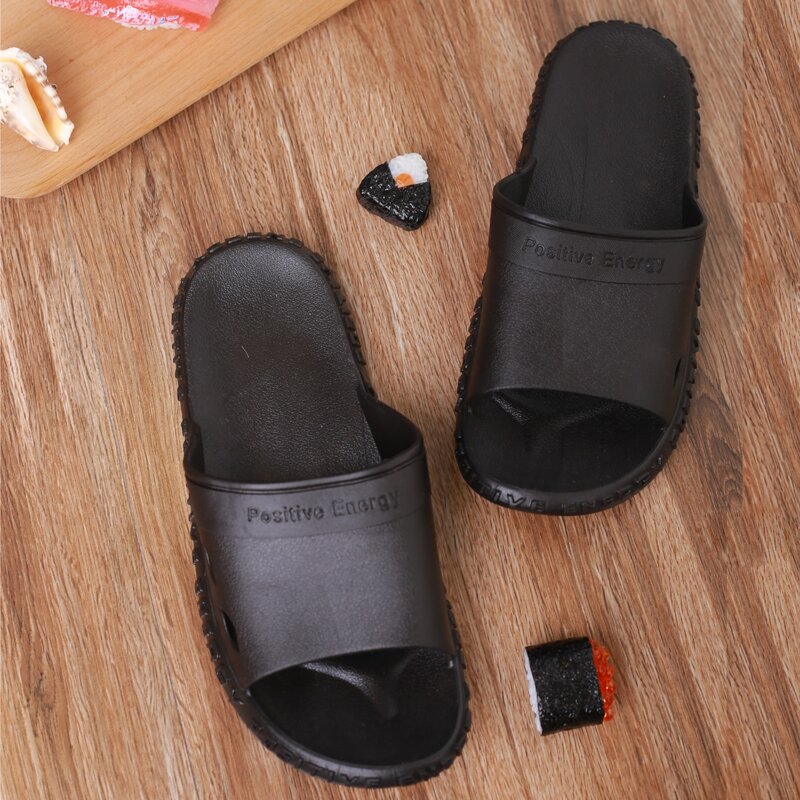 

Guys Letter Graphic Slippers, Black