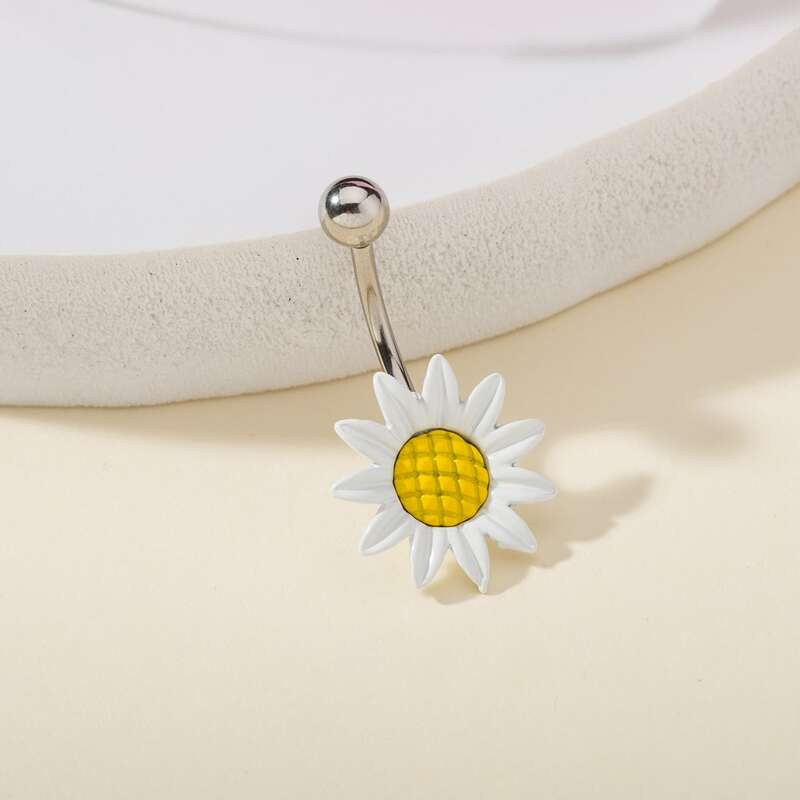 

Daisy Design Belly Ring, White