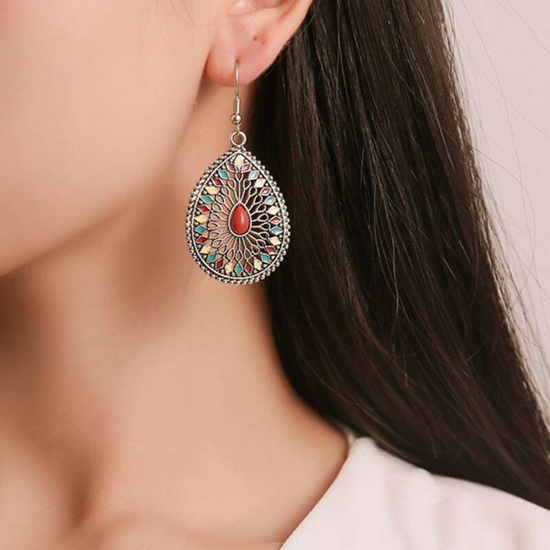 

Hollow Out Water Drop Earrings, Multicolor