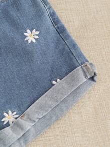 Breezaya Daisy Floral Embroidery Denim Shorts