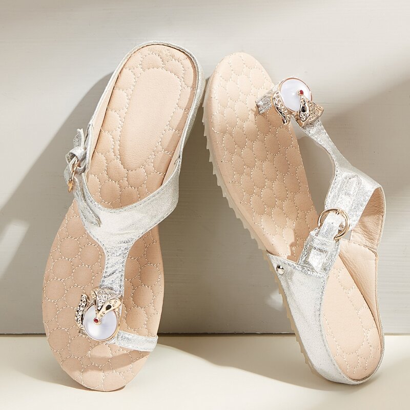 

Metallic Toe Ring Non-slip Sliders, Silver