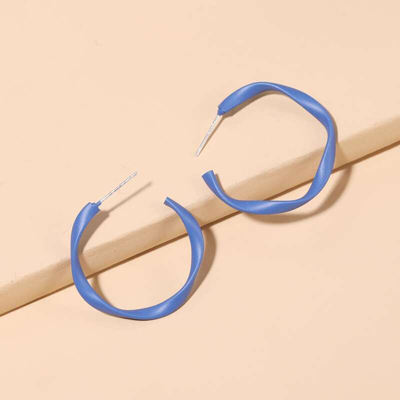 

Structured Cuff Hoop Earrings, Blue