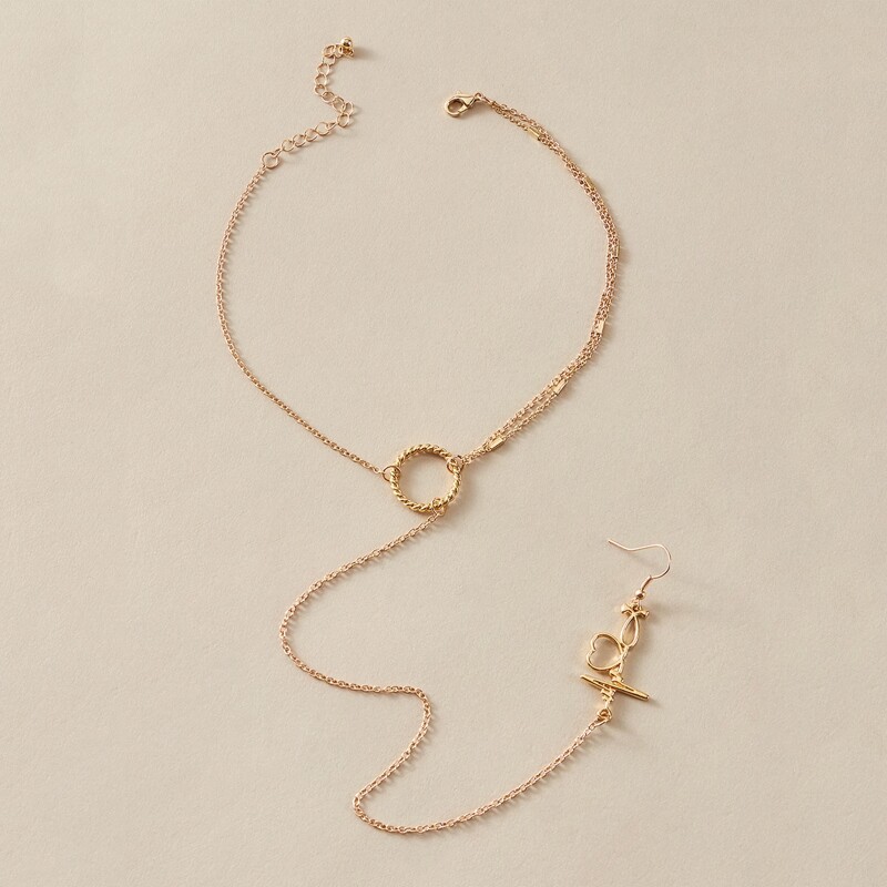 

Metal Circle Decor Necklace, Gold