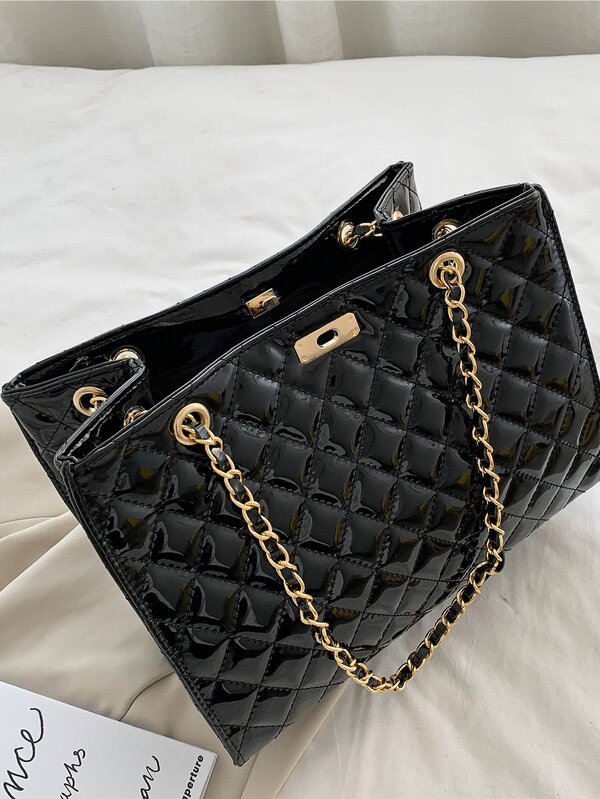 Random Twist Lock Quilted Chain Bag SHEIN USA