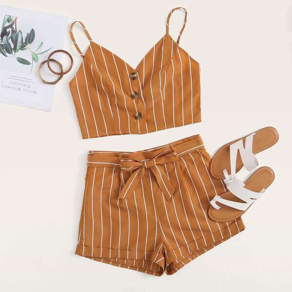 

Полосатая майка с пуговицами и шорты с поясом, Жёлтые