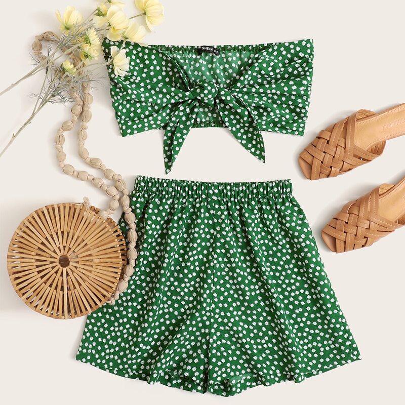 

Tie Front Ditsy Floral Tube Top & Shorts Set, Green