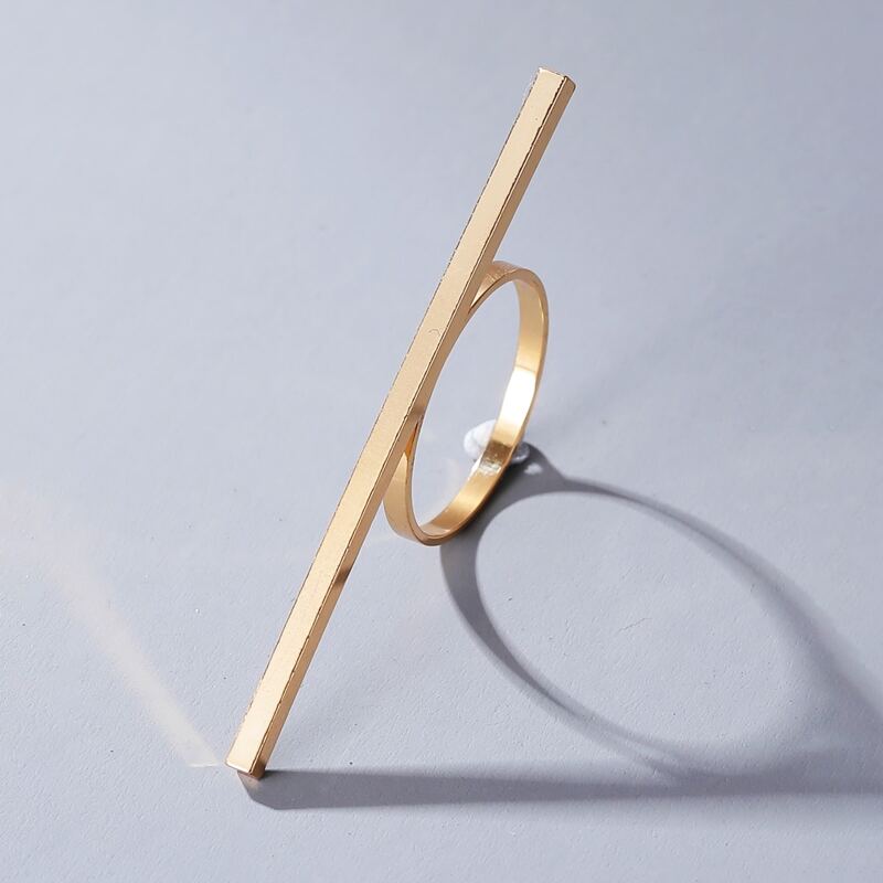 

Structured Metal Ring, Gold
