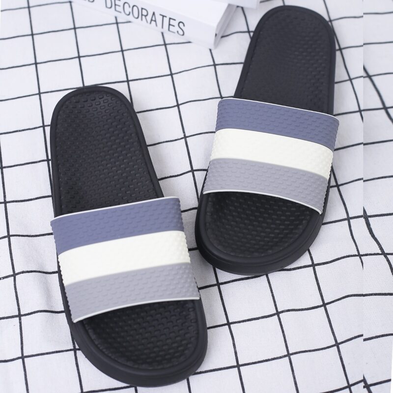 

Guys Color-block Wide Fit Slippers, Multicolor