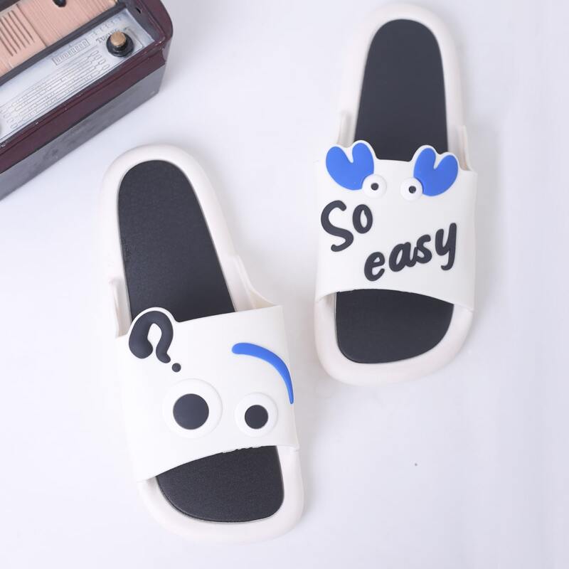 

Guys Cartoon Graphic Wide Fit Slippers, White