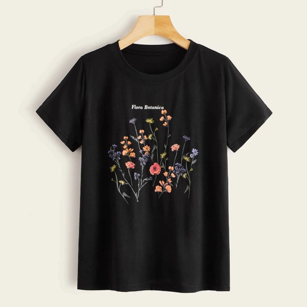 

Plus Plant & Letter Graphic T-shirt, Black