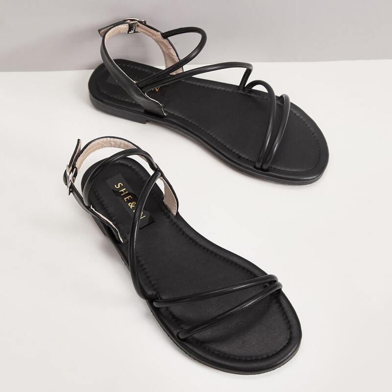 

Open Toe Flap Sandals, Black