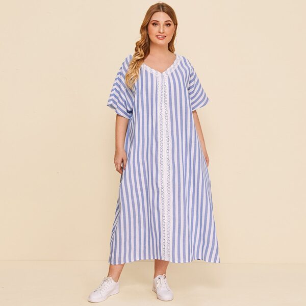 

Plus Lace Trim Batwing Sleeve Striped Dress, Blue
