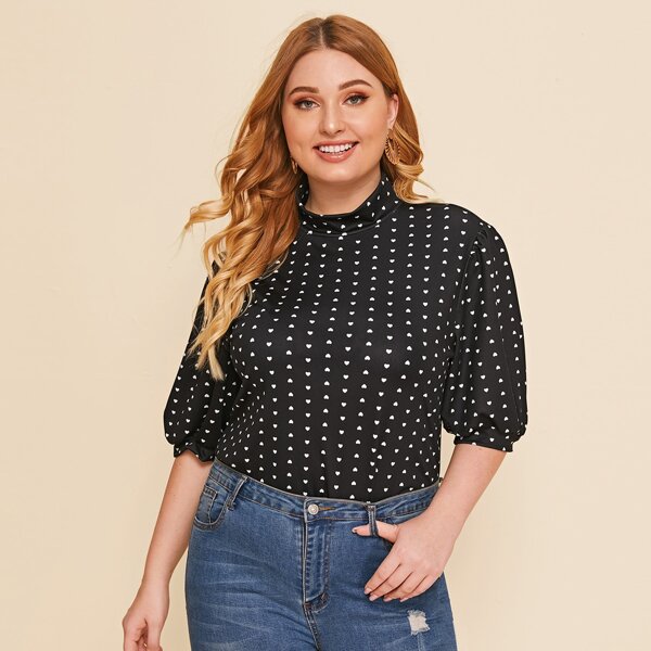 

Plus Mock Neck Heart Print Top, Black