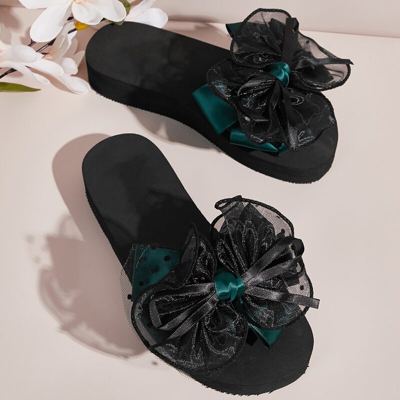 

Bow Decor Wide Fit Sliders, Black