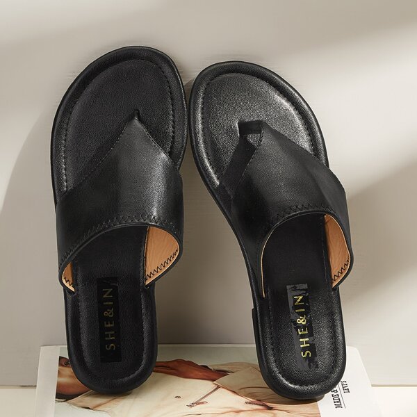 

Minimalist Flip Flops, Black