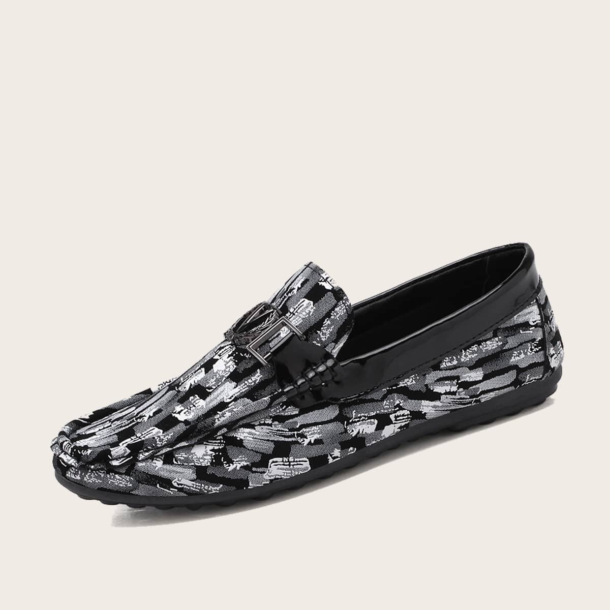 

Guys Metal Decor Stitch Trim Loafers, Multicolor