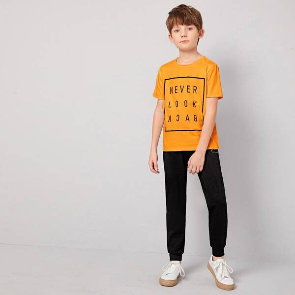 

Boys Slogan Graphic Tee & Sweatpants Set, Multicolor