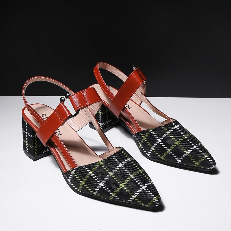 

Point Toe Plaid Chunky Heels, Multicolor