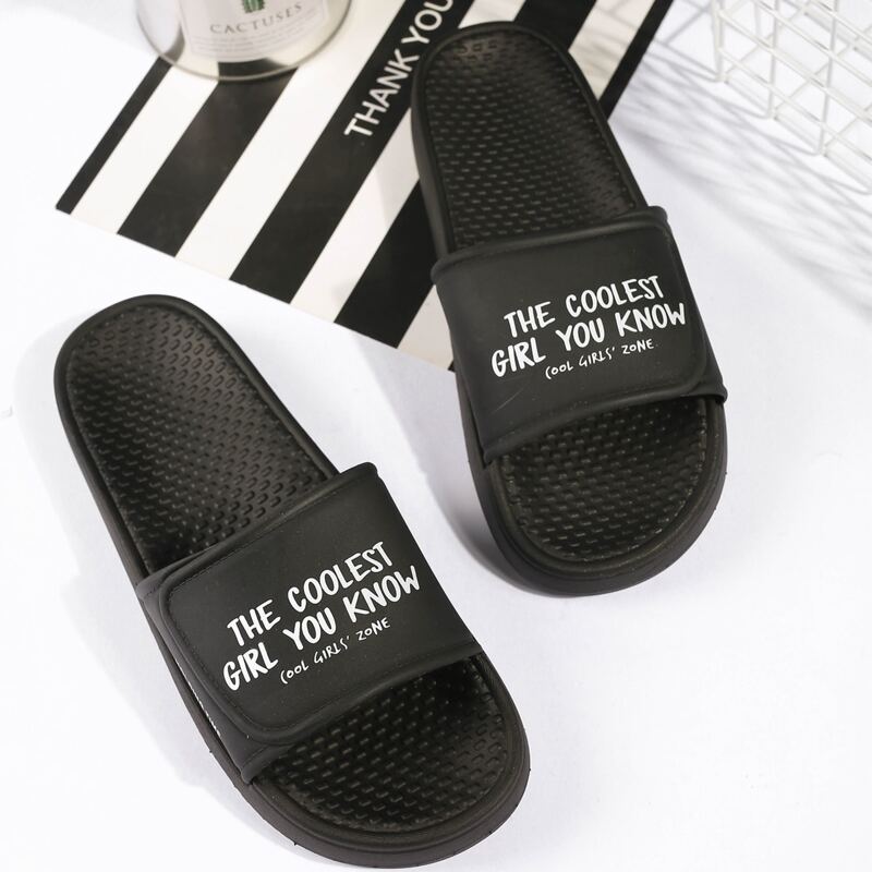 

Guys Letter Graphic Non-slip Slippers, Black