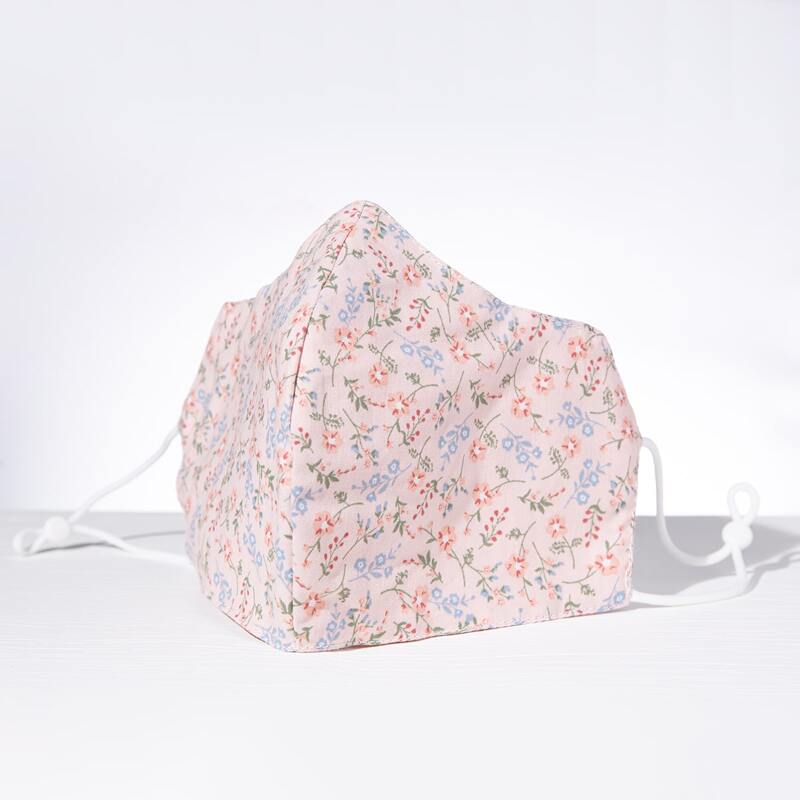 

Ditsy Floral Graphic Face Mask, Pink