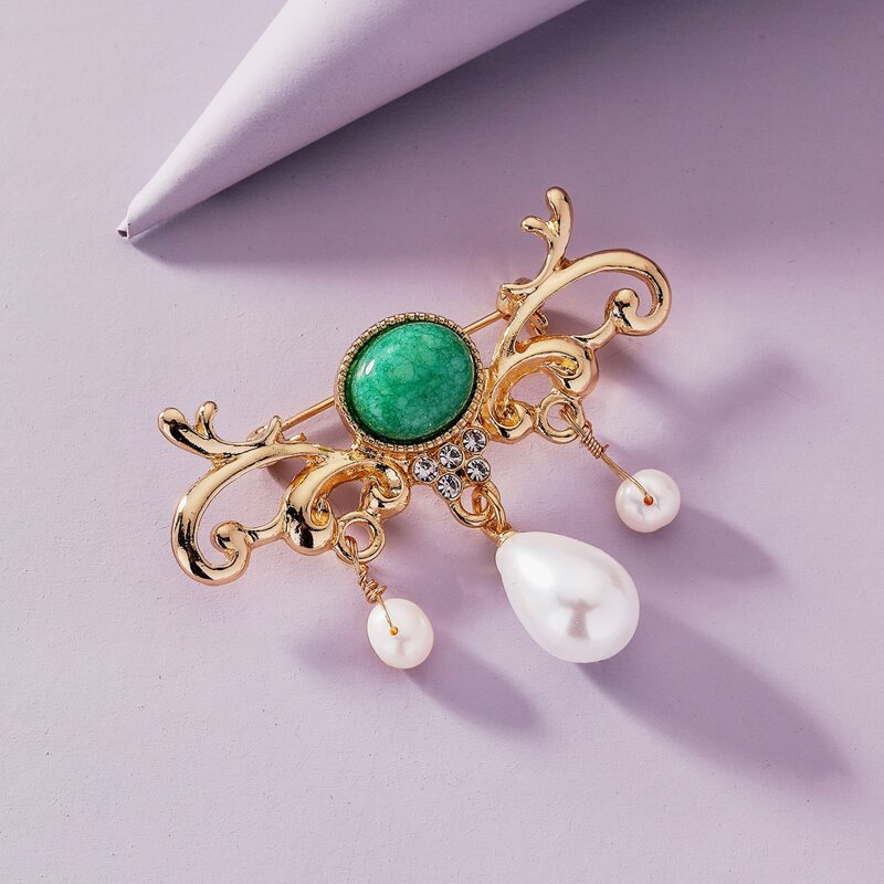 

Faux Pearl Decor Brooch, Multicolor