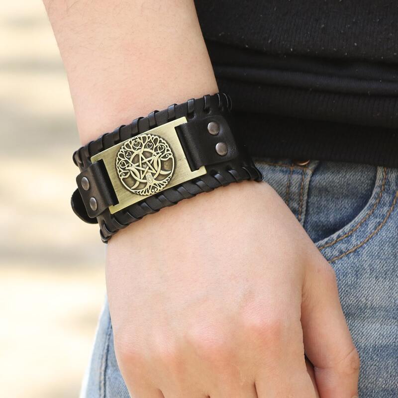 

Guys Geometric Pattern Bracelet, Black