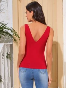 SHEIN Essnce Plunge Solid Tank Top - Red - View 2