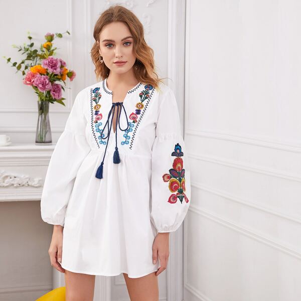 

Floral Embroidered Knot Fringe Smock Dress, White