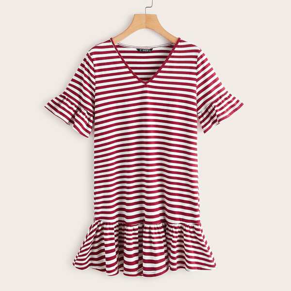 

Полосатое платье с оборками и рукавом колокол, Бургундия