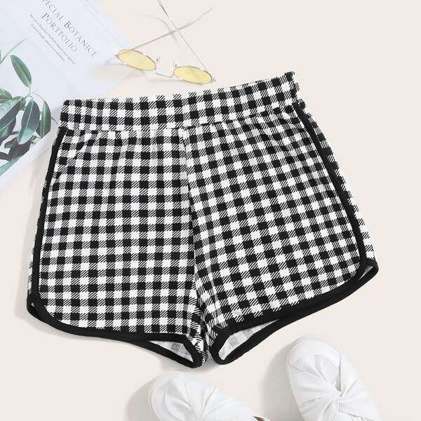 

Binding Detail Buffalo Plaid Dolphin Shorts, Black and white